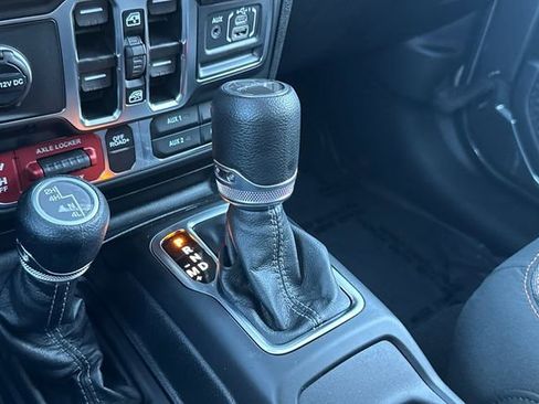 New 2026 Jeep Gladiator Mojave image 5