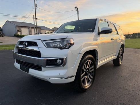 Used 2014 Toyota 4Runner Limited AWD/4WD image 1