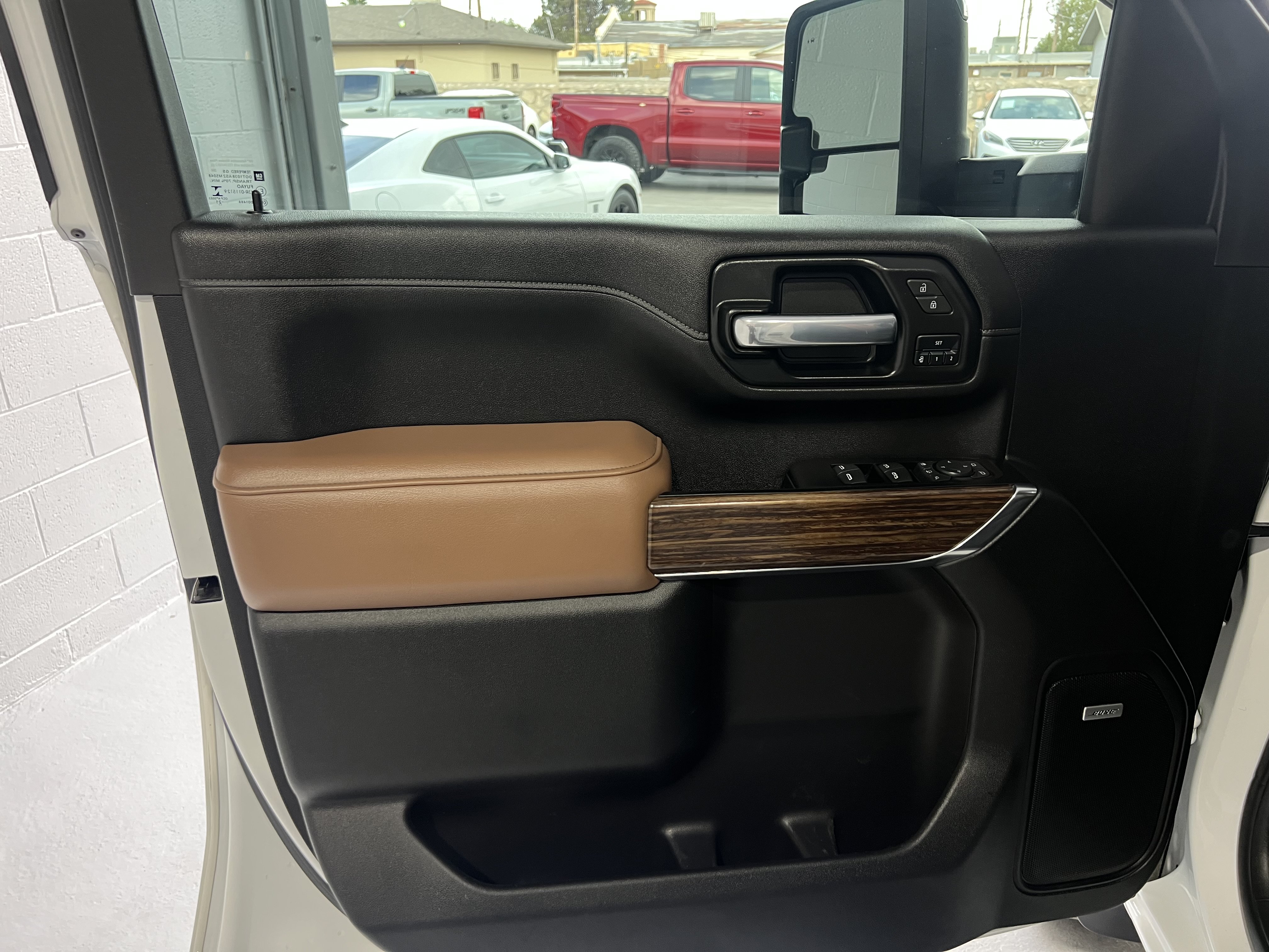 Used 2021 Chevrolet Silverado 3500 High Country w/ Technology Package AWD/4WD image 10