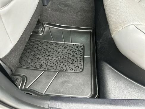 Used 2021 Toyota Avalon Limited w/ Advanced Safety Package image 39