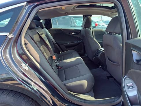 Used 2023 Chevrolet Malibu LT FWD image 27