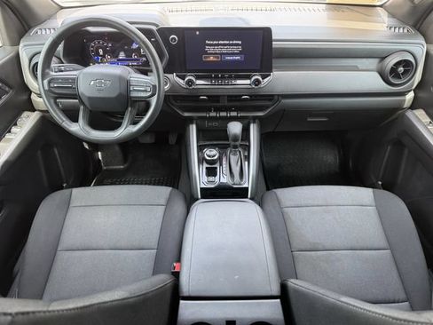 Certified 2024 Chevrolet Colorado Trail Boss w/ Technology Package AWD/4WD image 14