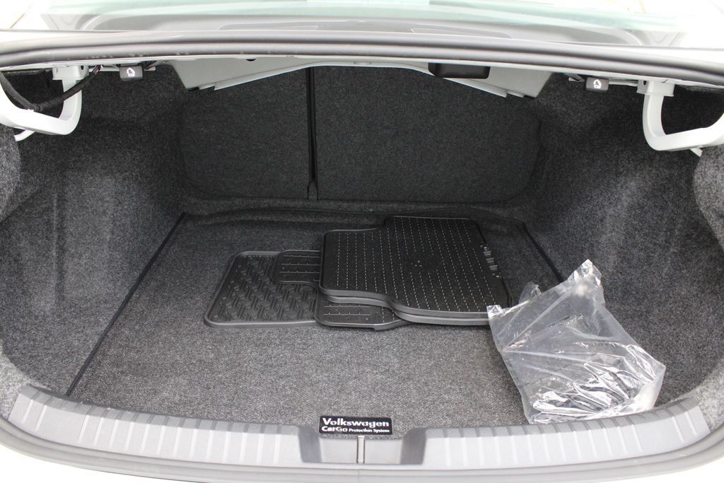Used 2026 Volkswagen Jetta S FWD image 26