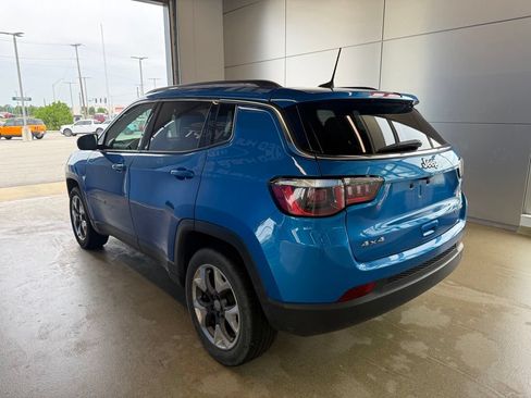 Used 2020 Jeep Compass Limited AWD/4WD image 4