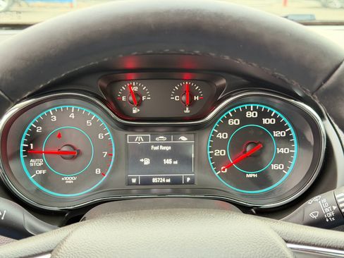 Used 2017 Chevrolet Cruze Premier image 21