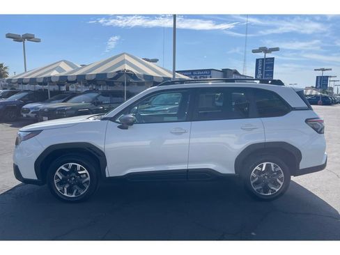 Certified 2026 Subaru Forester Premium AWD/4WD image 2