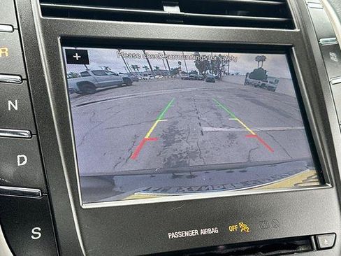 Used 2019 Lincoln MKC Select FWD image 19