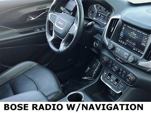 Used 2021 GMC Terrain SLT w/ Infotainment Package II image 3