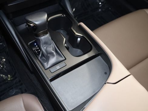 Used 2023 Lexus ES 350 image 24