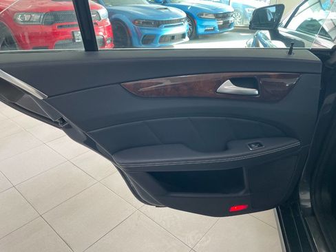 Used 2014 Mercedes-Benz CLS 550 4MATIC image 17