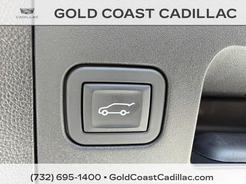Certified 2024 Cadillac XT4 Luxury w/ Cold Weather Package FWD image 12