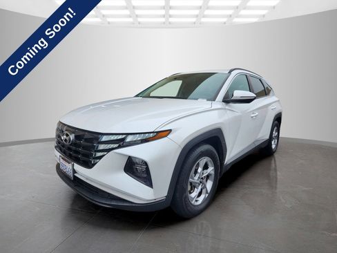 Certified 2022 Hyundai Tucson SEL w/ Cargo Package FWD image 3