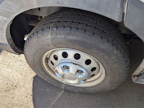 Used 2023 Ford Transit 250 Medium Roof AWD image 9