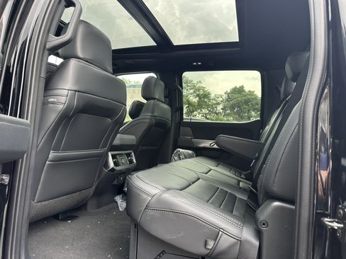 New 2025 Ford F250 Platinum w/ Tremor Off-Road Package image 22