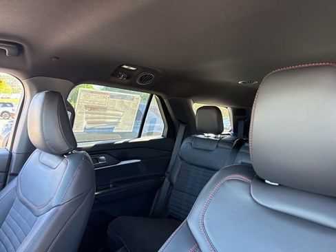 New 2026 Ford Explorer ST-Line RWD image 28