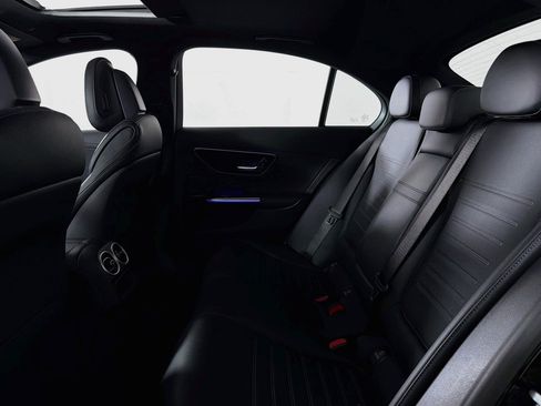 Used 2022 Mercedes-Benz C 300 Sedan image 8