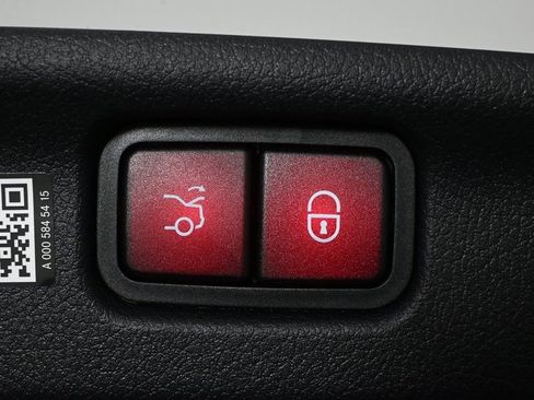 New 2026 Mercedes-Benz C 300 Sedan image 29