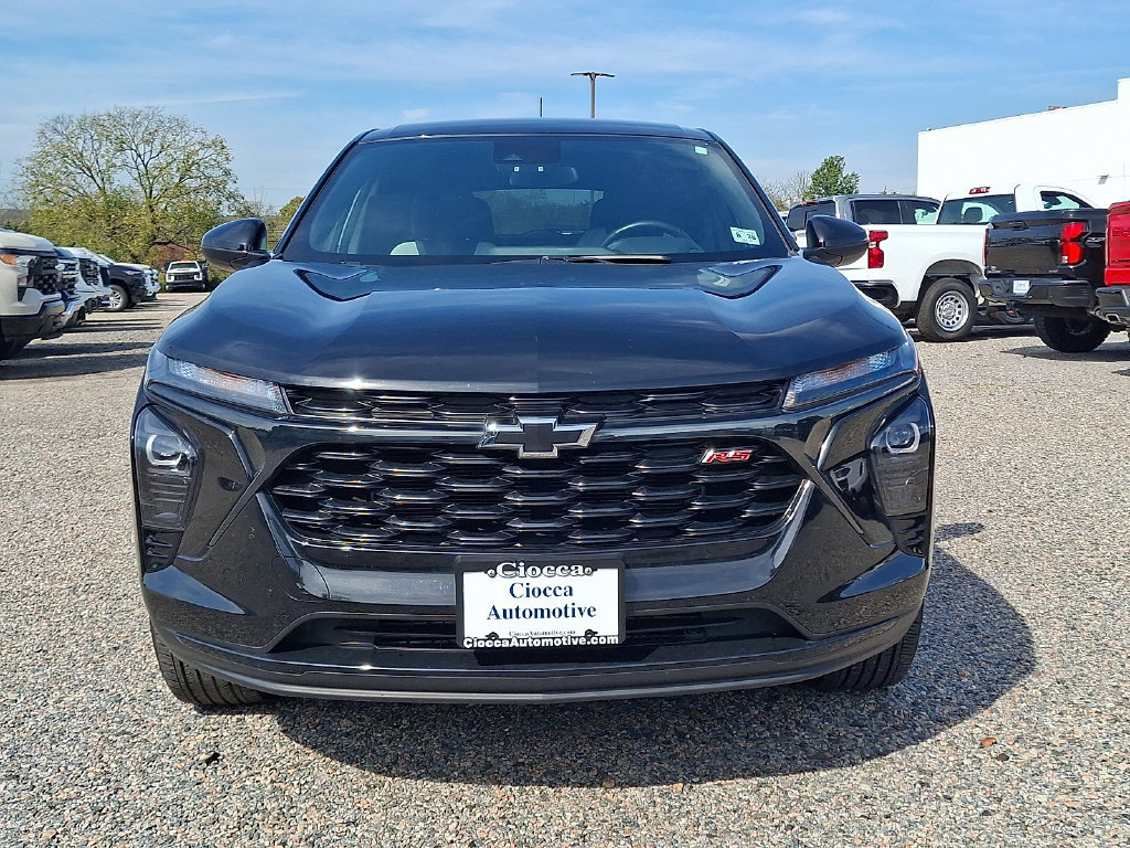 Used 2024 Chevrolet Trax RS w/ Driver Confidence Package FWD image 5
