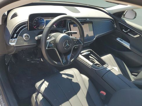 Certified 2025 Mercedes-Benz E 350 4MATIC Sedan image 18