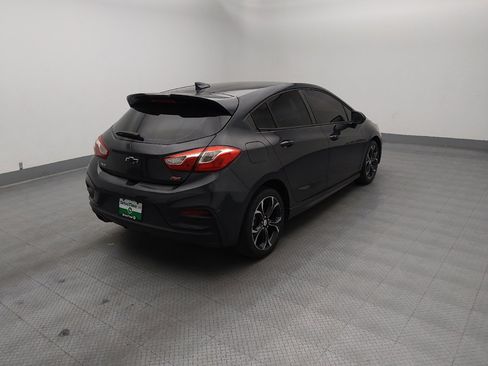 Used 2019 Chevrolet Cruze LT w/ Convenience Package FWD image 9