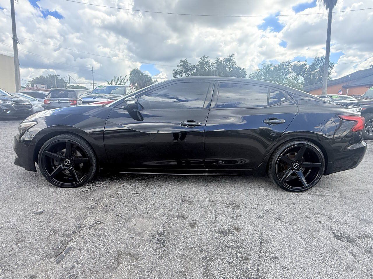 Used 2016 Nissan Maxima 3.5 SV w/ Interior Lighting Package FWD image 8