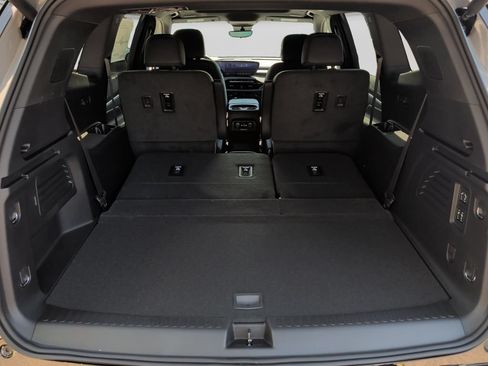 New 2026 Buick Enclave Sport Touring w/ Power Package AWD/4WD image 43