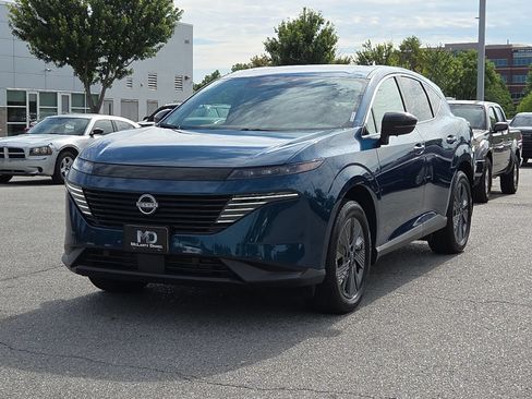 Used 2025 Nissan Murano SL w/ Cargo Package AWD/4WD image 2