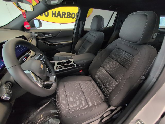 New 2026 Chevrolet Equinox LT w/ LPO, Floor Liner Package FWD image 12