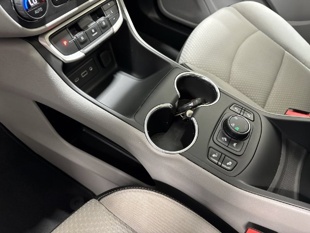 Certified 2023 GMC Terrain SLE w/ Driver Convenience Package AWD/4WD image 21