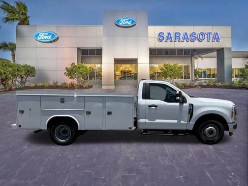 Used 2024 Ford F350 XL w/ XL Chrome Package RWD image 1