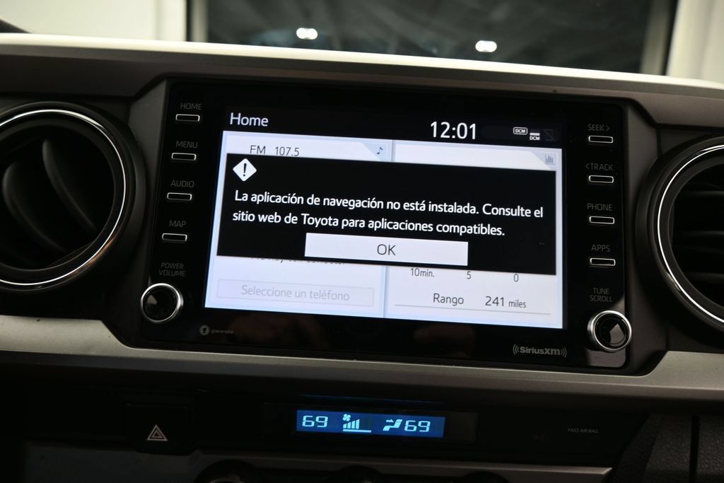 Used 2022 Toyota Tacoma SR5 w/ Technology Package RWD image 20