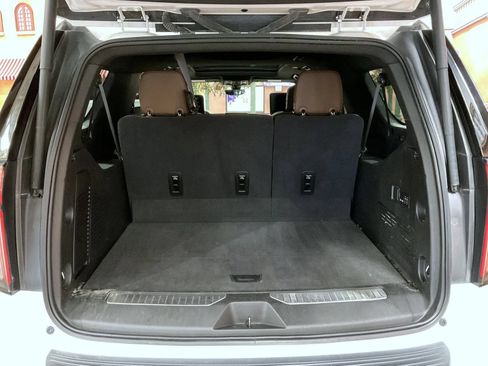 Certified 2021 Chevrolet Suburban High Country w/ Premium Package AWD/4WD image 24