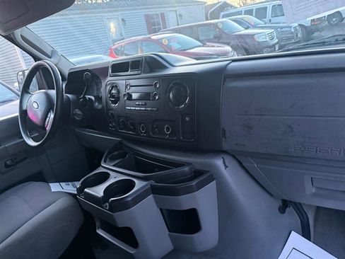 Used 2013 Ford E-350 and Econoline 350 XLT image 29