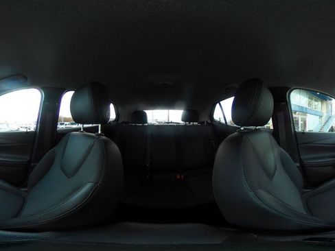 Used 2025 Buick Encore GX Preferred image 40