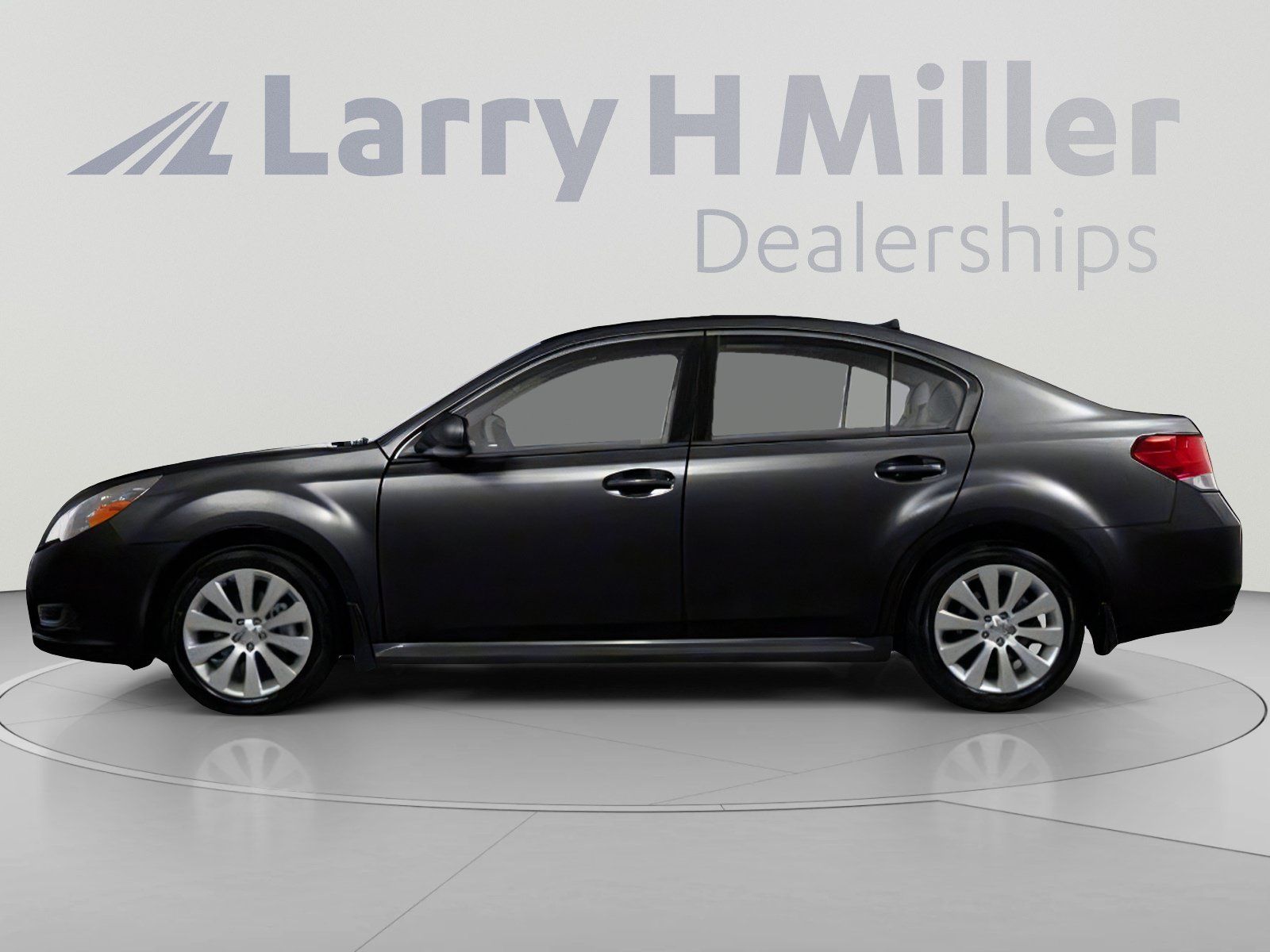 Used 2010 Subaru Legacy 2.5GT Limited w/ Popular Equipment Group 1B AWD/4WD image 3