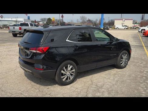 Certified 2024 Chevrolet Equinox LT w/ LPO, Floor Liner Package image 34