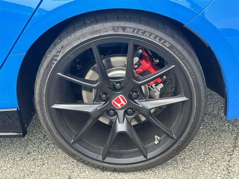 Used 2024 Honda Civic Type R image 11