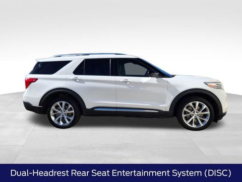 Certified 2023 Ford Explorer Platinum w/ Technology Package AWD/4WD image 11
