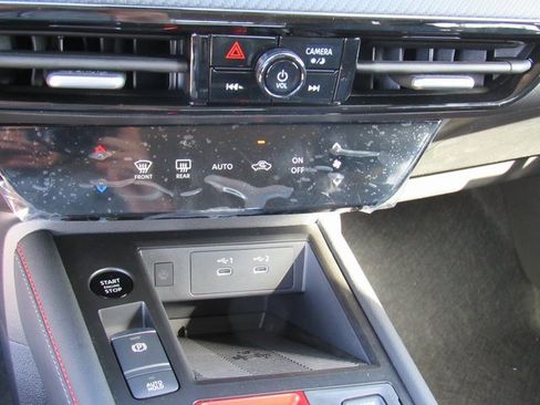 New 2026 Nissan Kicks SR image 15