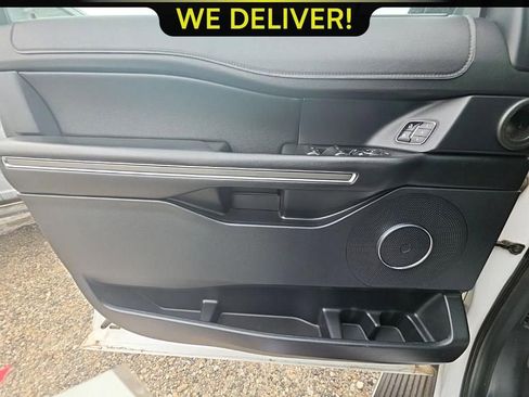 Used 2020 Ford Expedition XLT w/ Equipment Group 202A AWD/4WD image 19