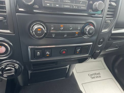 Used 2023 Nissan Titan SV image 16