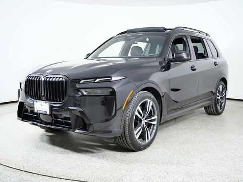Certified 2025 BMW X7 xDrive40i w/ M Sport Package image 1