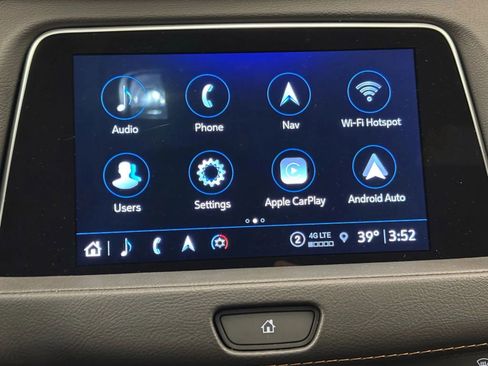 Used 2023 Cadillac XT4 Sport image 43