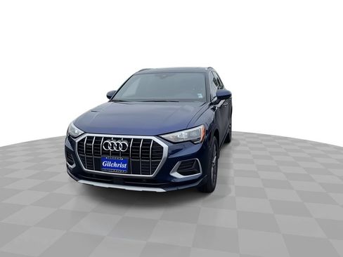 Used 2021 Audi Q3 2.0T Premium w/ 19" Wheel Package AWD/4WD image 3