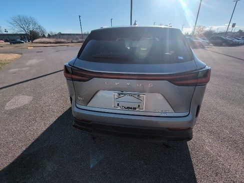 Used 2025 Lexus NX 350 AWD image 4