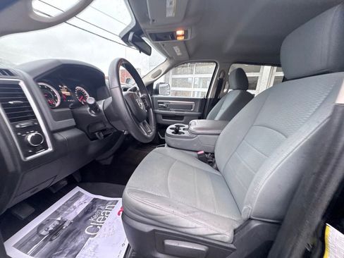 Used 2015 RAM 2500 SLT image 23