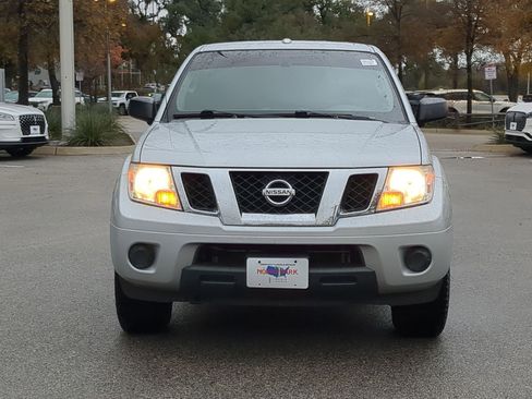 Used 2016 Nissan Frontier SV image 8