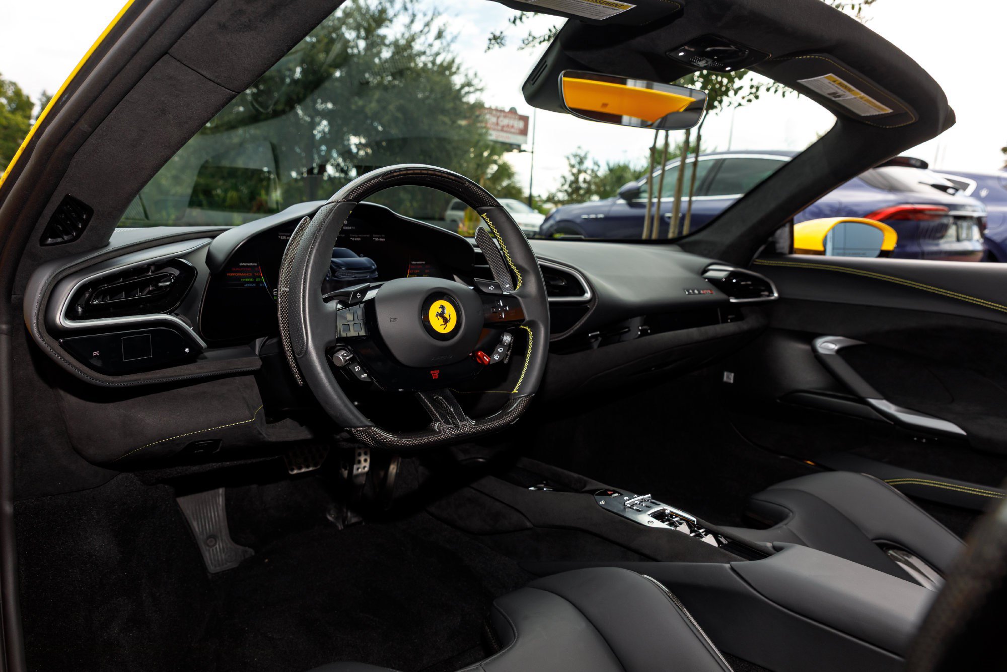 Used 2025 Ferrari 296 GTS RWD image 33