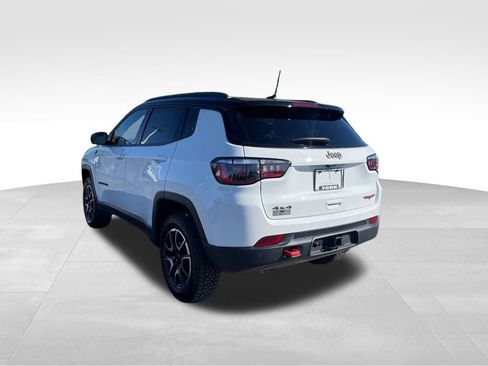 New 2026 Jeep Compass Trailhawk w/ Sun, Sound & Navigation Group image 3