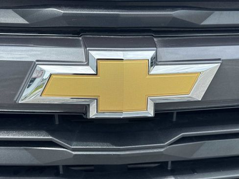 Used 2023 Chevrolet Colorado LT RWD image 10